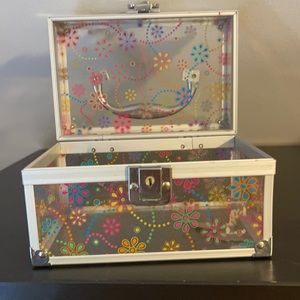 Locking floral cosmetic case( small)